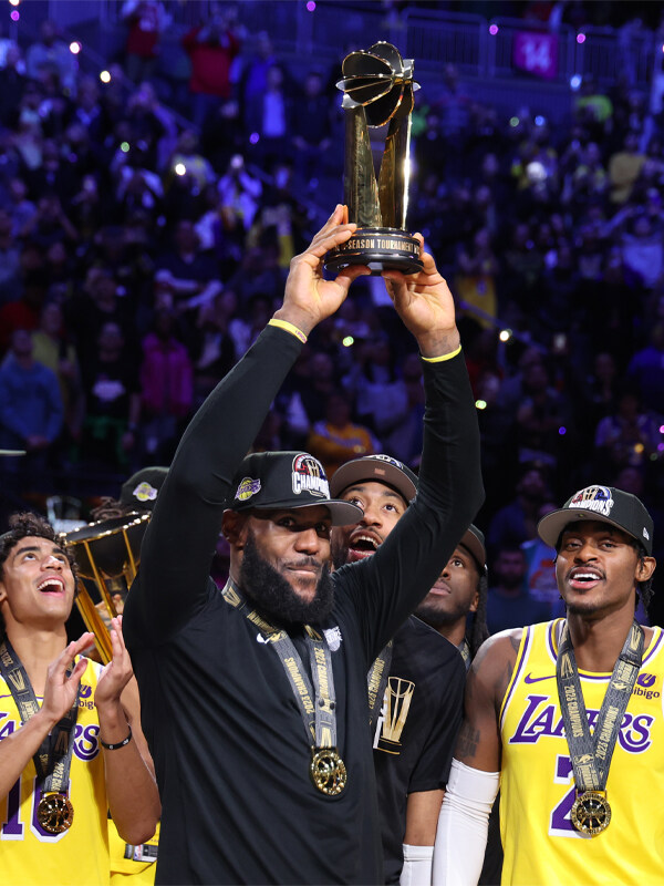 美洲篮球巨星联袂亮相精彩绝伦比赛开启