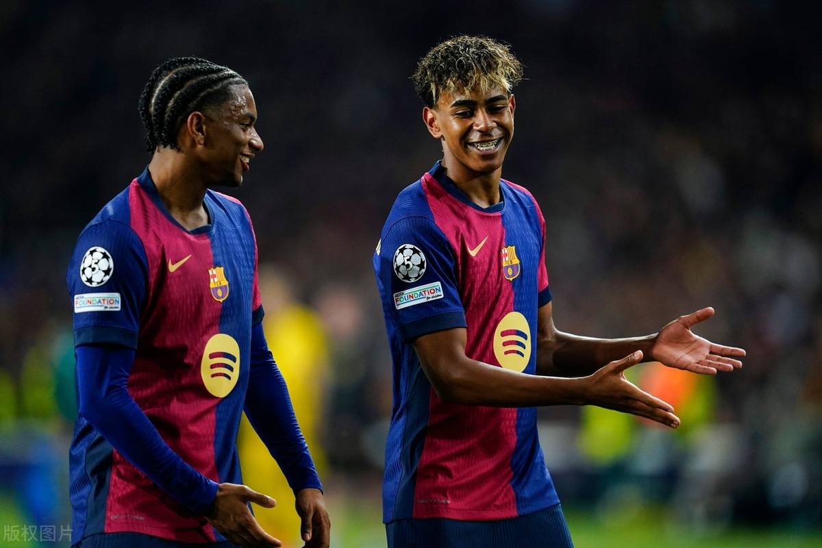 多特蒙德球员突破记录，助球队取得关键胜利的简单介绍